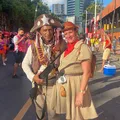 Cangaço na folia: Lampião e Maria Bonita aparecem armados no Fuzuê imagem