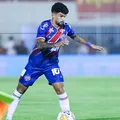 Ceni defende Cauly após atuação ruim contra a Juazeirense e culpa gramado imagem