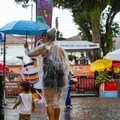 Chuva forte marca primeiro dia de Carnaval no Pelourinho imagem