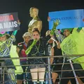 Daniela Mercury cita Rubens Paiva e defende a democracia no circuito Dodô imagem