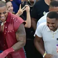 Davi Brito sobe no trio de Leo Santana e detalhe chama a atenção; VÍDEO imagem