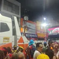 Em dia de polêmicas, trio de Daniela Mercury quebra e é rebocado imagem