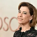 Fernanda Torres nega convite para desfilar no Carnaval: “Muito cansada” imagem