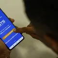Liberação de saldo do FGTS injeta R$ 11,3 bi na economia imagem