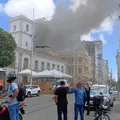 Incêndio atinge Câmara Municipal de Salvador nesta segunda imagem