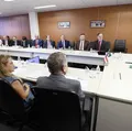 Jerônimo Rodrigues e presidente da Fecomércio alinham parcerias para 2025 imagem