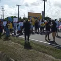 Radar e iluminação: moradores de Monte Gordo protestam na BA-099 imagem