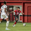 Sem sustos, Vitória faz sua parte e garante vaga na final do Baianão imagem