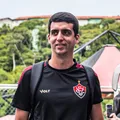 Vitória tem até sexta-feira para contratar "homem-gol" imagem