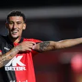Vitória vence Ferroviário pelo Nordestão e amplia sequência invicta imagem