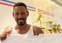 Bahia contrata Seu Joelton, "segurança torcedor" demitido no Barradão imagem
