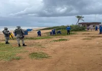 Barracas de praia são flagradas furtando água em Salvador imagem