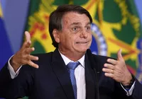 Bolsonaro ironiza acusações de golpe: "Tramei com o Mickey" imagem