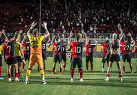 CBF define data do duelo pela liderança entre Vitória e Fortaleza imagem