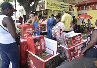 Carnaval deixou de ser principal fonte de renda para ambulantes imagem
