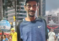 Catadores de latinhas desabafam sobre foliões de Salvador: "Humilhado" imagem