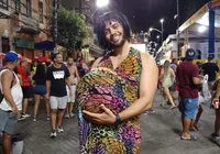 'Grávida de Taubaté' curte Carnaval em Salvador e quase "dá a luz" imagem