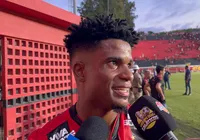 Jamerson celebra estreia e elogia: "Incrível a festa da torcida"