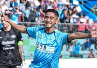 Jogador usa identidade de irmão falecido e causa escândalo na Bolívia