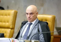 Ex-STF defende permanência de Moraes em julgamento contra Bolsonaro imagem