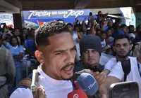 "Oxigênio que a gente precisa", diz Gilberto em embarque para Bolívia imagem
