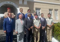 Políticos recebem homenagem pelos 200 anos da Polícia Militar imagem