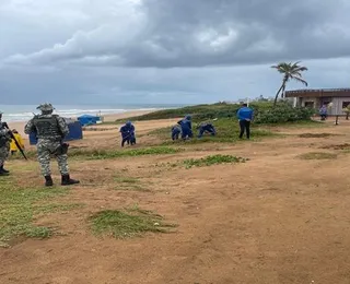 Barracas de praia são flagradas furtando água em Salvador