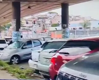 Caminhão da Limpurb bate em sete carros na Vasco da Gama