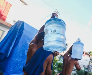 Como armazenar água durante corte de distribuição em Salvador