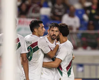 Ex-Bahia faz gol e hat-trick de assistências em goleada do Fluminense