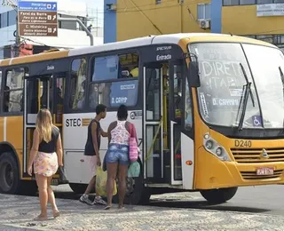 Idosa atropelada por ônibus: família protesta em bairro de Salvador