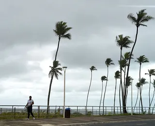 Inmet emite alerta de chuvas fortes em Salvador e mais 125 cidades da Bahia; saiba quais