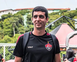 Vitória tem até sexta-feira para contratar "homem-gol"