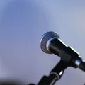 Cantora sofre acidente e desabafa: “porrada muito forte" imagem