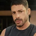 Cauã Reymond trocado? Ator assina com a Globo e levanta suspeita imagem
