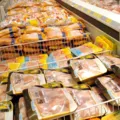 Preços de frango e ovo devem subir com suspensão de exportações imagem