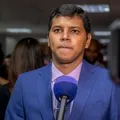 Diego Castro tem piora de quadro e é internado com embolia pulmonar imagem