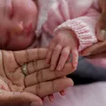 Vereadora apresenta projetos polêmicos sobre bebês reborn imagem
