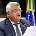 “É um fariseu”, diz Bacelar sobre deputado que desejou a morte de Lula imagem