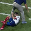 Everton Ribeiro faz piada após carrinho em Ceni: "Tava dando a vida" imagem