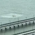 Vídeo: helicóptero cai em rio e seis pessoas morrem imagem