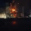 Incêndio atinge galpão no Porto de Aratu imagem