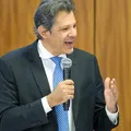 Isenção do IR será equivalente a um 14º salário, diz Haddad imagem