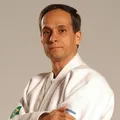Kobi Lichtenstein: a luta contra o medo e a violência no Brasil imagem