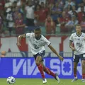 Lesão de Erick preocupa Ceni para jogos contra Grêmio e Internacional imagem