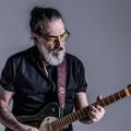 Lobão é o convidado do "Conversa Brasileira" deste domingo imagem
