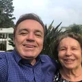 Aos 95 anos, mãe de Gugu liberato é internada às pressas; saiba motivo imagem