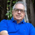 Médico e escritor Luiz Brugni lança livro de contos ‘Olhos de Cavalo’ imagem