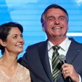 Michelle pede jejum e orações por Bolsonaro: "Convoquem seus amigos" imagem