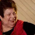 Nana Caymmi sofre overdose de opioides e segue na UTI imagem